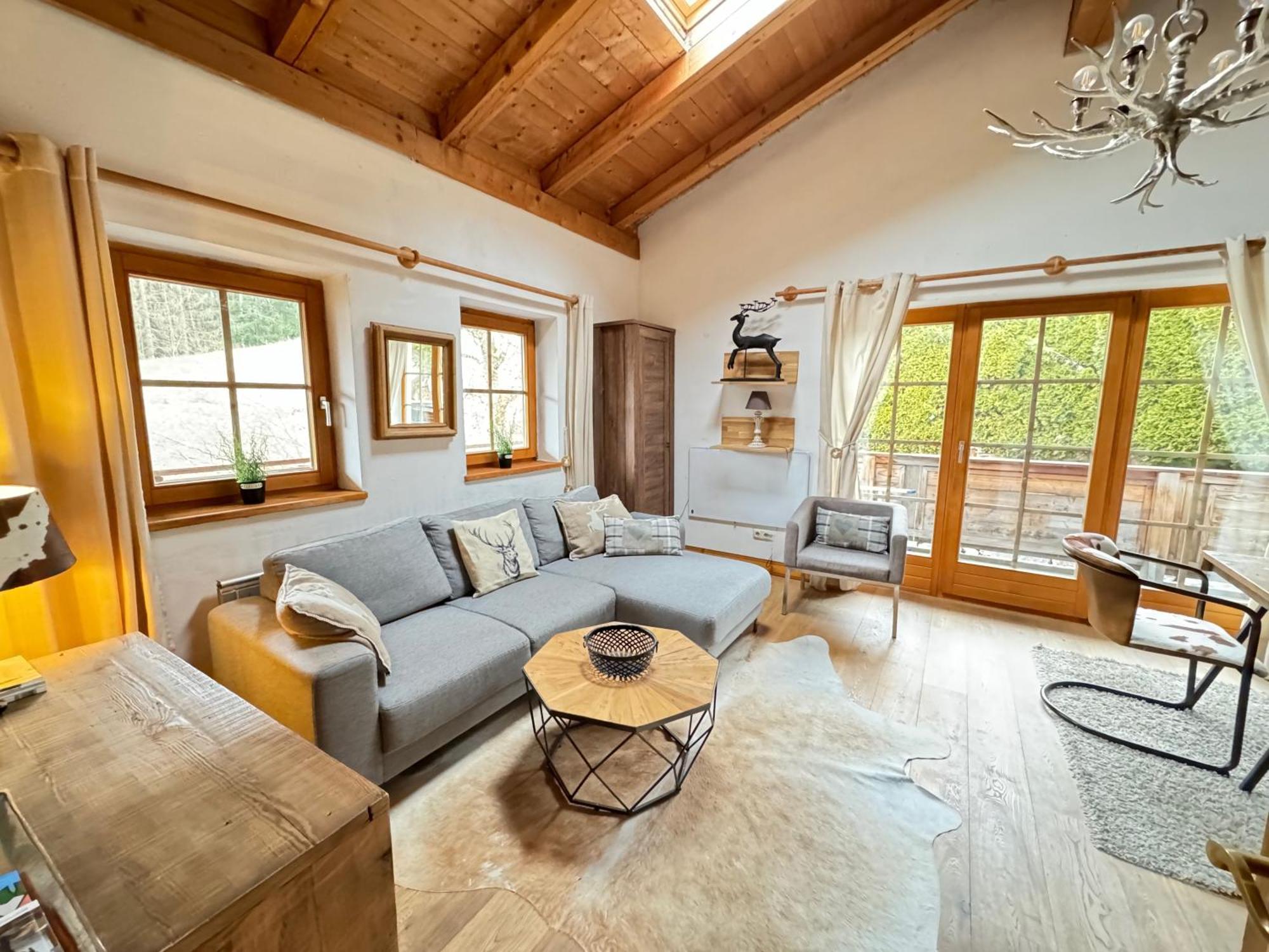 Chalet Belle Kitz By Belle Stay คิทซ์บือห์ ภายนอก รูปภาพ